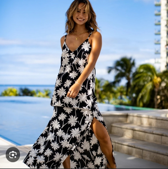 Kenny Flowers The Moonshine Maxi Dress Resort  Island Classics - Picture 1 of 8